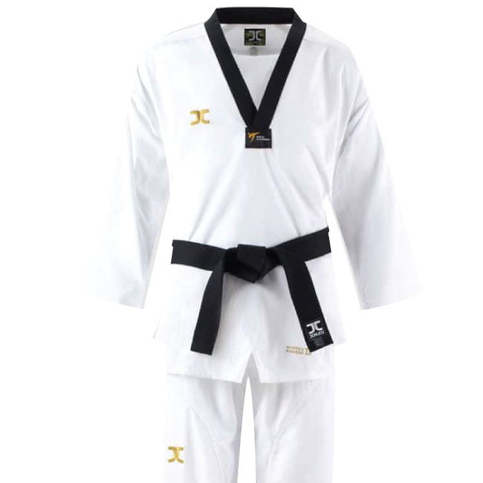 dobok taekwondo fighter